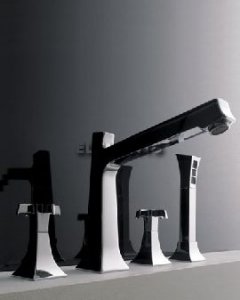 Batteria Bordo Vasca 4 Fori Man Tower Serie Bridge Cromo